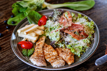 Салат Цезарь