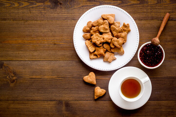 Cracker food for breakfast with tea and jam