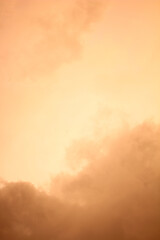 Obraz na płótnie Canvas sky with clouds in orange tones. like an earthly sunset