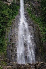 Fototapeta na wymiar 雄大な滝　落差　日本の滝