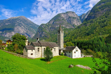 Broglio im Maggiatal, Tessin in der Schweiz - Broglio in the Maggia Valley, Ticino in Switzerland