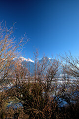 Wunderschöne Berglandschaft zur Winterzeit in Wartau im Sankt Galler Rheintal in der Schweiz...
