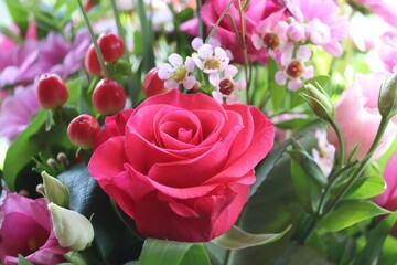 Blumenstrauss mit Rose 
