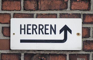 Ein Schild - Herren
