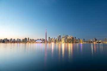 Naklejka premium Toronto city skyline at night, Ontario, Canada