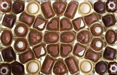 caja de bombones con leche surtidos