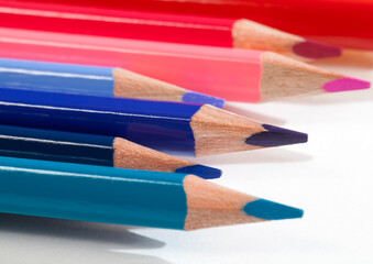 Obraz premium ordinary colored wooden pencil