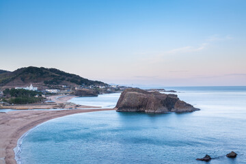 早朝の立岩