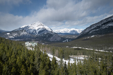 Fototapeta na wymiar Beautiful landscape in Banff national park in Winter. Banff national park, Alberta, Canada