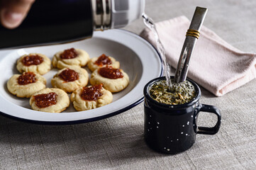 Mate with cookies