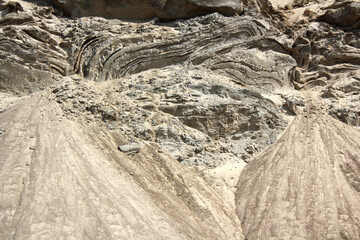 Sand In Permanent Move