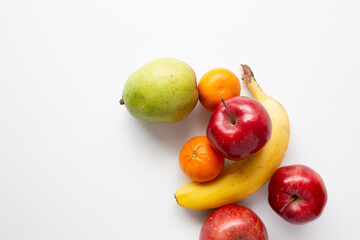 pear, apple, banan, and orange