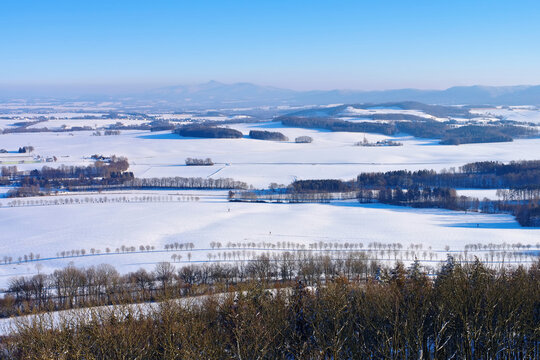 Zittauer Gebirge und Berg Jeschken im Winter - Zittau Mountains and Mountain Jested in winter