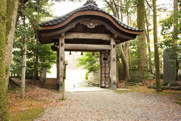 Gate of Oyama Shrine in Kanazawa, Ishikawa prefecture, Japan - 金沢 尾山神社 秋のもみじ 石川県 日本
