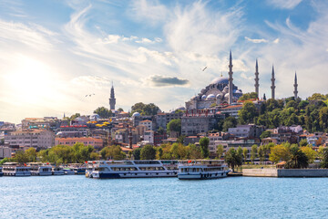 Fototapeta premium The Suleymaniye Mosque in the Golden Horn inlet, Istanbul