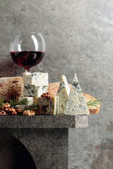 Blue cheese and red wine.