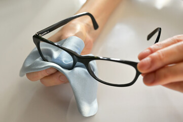 Microfiber Cloths Wipes To clean glasses