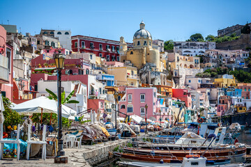 Procida, capitale italiana della cultura 2022.
Procida Island, Italian capital of culture 2022.
