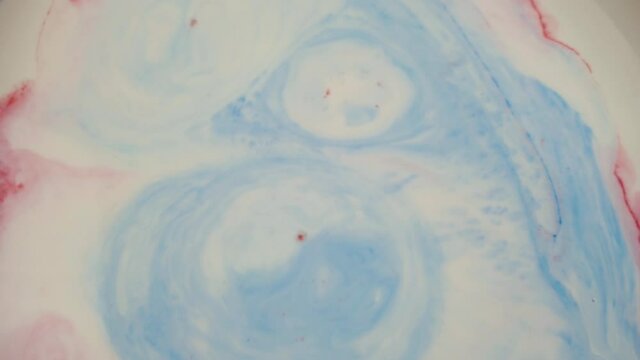 Blaue farbe erzeugt fantastische Wirbel
