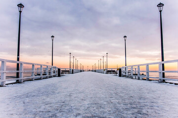 Wschód słońca zimą Molo Brzeźno Przymorze Gdańsk Poland beach sea
Sunrise Sunset winter
