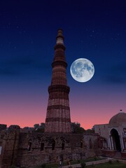 Fototapeta na wymiar QUTUB MINAR india's best place for travel image for wallpaper of maobile and laptop