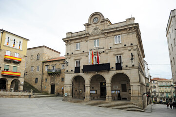 Fototapeta na wymiar Ayuntamiento de Orense Concello de Ourense Plaza Mayor Praza Maior de Ourense Orense, Galicia, España