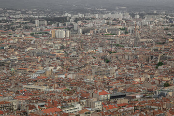 Obraz premium Marseille is a city of a thousand colors, seen from the rooftops