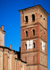 Foto scattata nel centro storico di Asti alla famosa Cattedrale di Santa Maria Assunta e San...