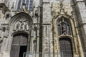 Fototapeta premium Church of Notre Dame de Recouvrance (Eglise Notre-Dame-de-Recouvrance) - French church of XV and XVI century located in Orleans. Department of Loiret and Center-Val de Loire region. Orleans, France.