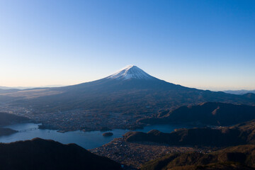 Fototapeta premium 富士山 絶景 ドローン空撮 新道峠