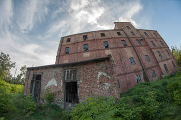 Fototapeta na wymiar Old Water Mill in Strugienice