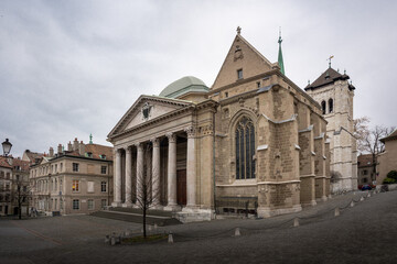 Fototapeta na wymiar St Pierre Cathedral - Geneva, Switzerland