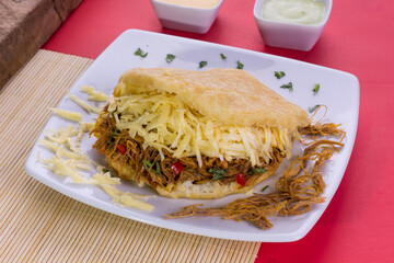 Arepas, reina pepia, caraotas negras comida y gastronomía venezolana para restaurante de comida