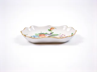 Outdoor-Kissen Century Chinese export porcelain isolated on white background ,bowl © Suganya