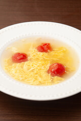 卵とトマトのスープ