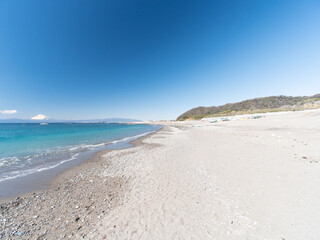 早春の相模湾と冠雪した富士山　2月　葉山町