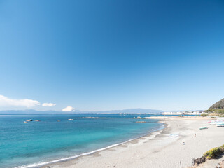 早春の相模湾と冠雪した富士山　2月　葉山町