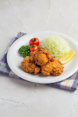 から揚げと白背景