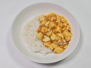 麻婆丼