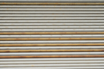 Obraz premium 古いシャッター扉