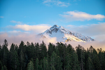 Obraz premium mountain peaks in the clouds