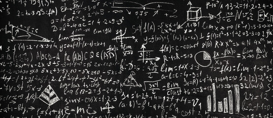 Blackboard inscribed with scientific formulas and calculations in physics and mathematics, background image - obrazy, fototapety, plakaty