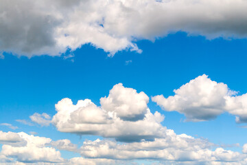 Obraz na płótnie Canvas Daytime sky with beautiful clouds as background.