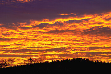 Obraz premium Wolkenhimmel bei Sonnenuntergang, Abendrot