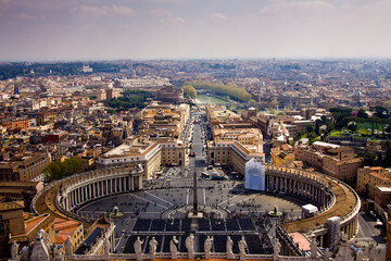 Obraz na płótnie Canvas Vista superior de la Plaza del Vaticano en Roma, Italia.