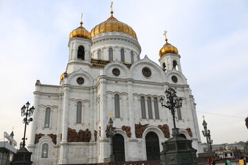 Fototapeta na wymiar cathedral of Christ the Saviour in Moscow