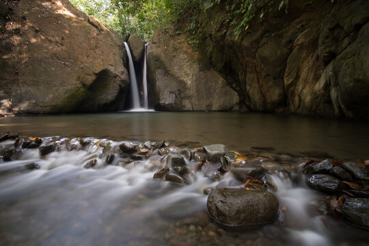 Cascada El Pav&oacute;n in Ojochal, Costa Rica