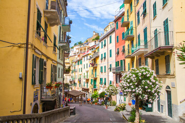 Fototapeta na wymiar Picturesque coastal village of Riomaggiore, Cinque Terre, Italy.