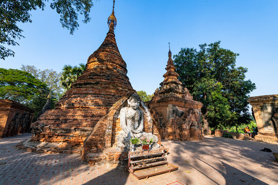 Yadana Hsemee Pagoda Complex, Inwa (Ava), Mandalay