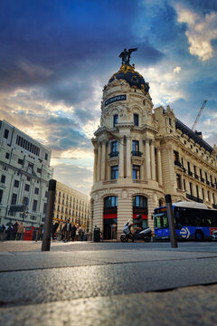 The famous Metropolis Building (Edificio Metropolis) located at Gran Via, Madrid, Spain